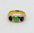 Antique sapphire emerald gypsy ring in 18k yellow gold
