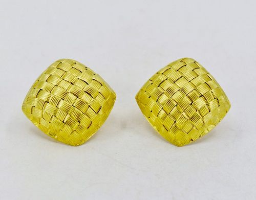 Roberto Coin Appassionata basket weave earrings in 18k yellow gold