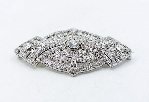 Antique Edwardian diamond brooch in platinum