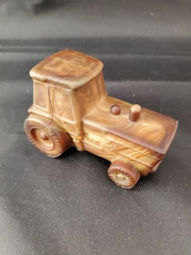 Boyd Art Glass Tractor in Marble Brown Matte finish