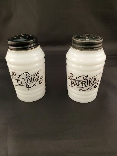 Black Scroll Shakers Cloves and Paprika