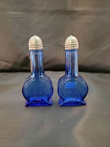 Hazel Atlas Ritz Blue Banjo Salt and Pepper Shakers