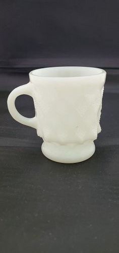 Fire King Anchor Hocking White Kimberly Mug