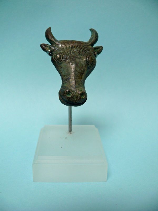 Roman Bronze Bull Head, flat applique