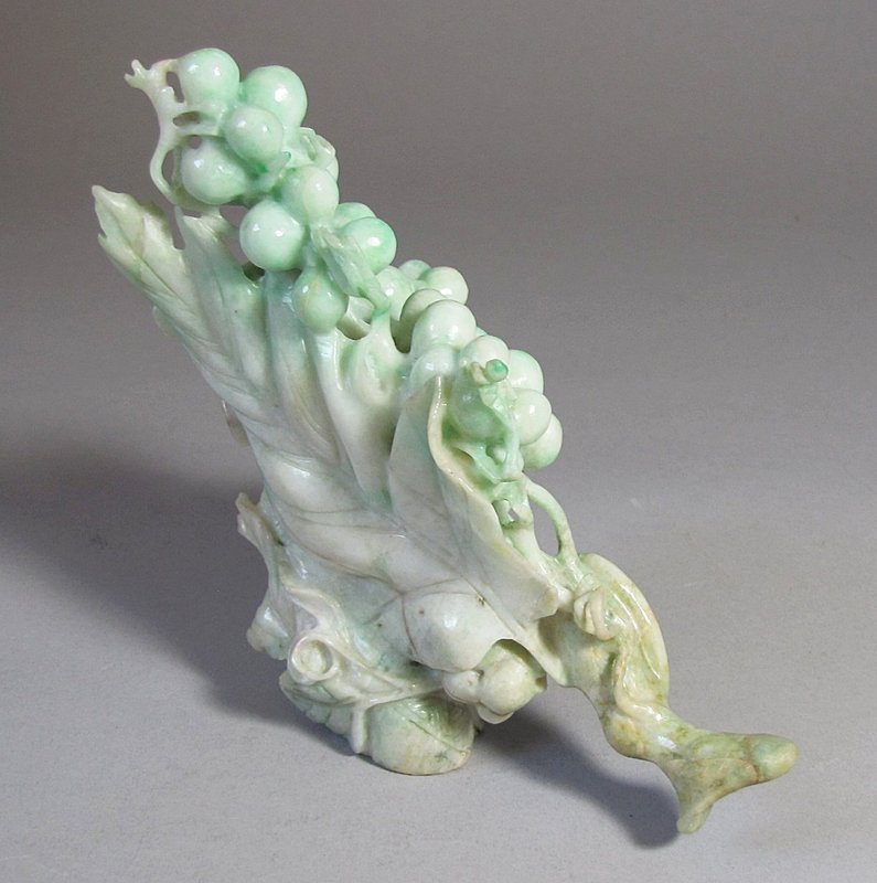Fine White/Apple Green Jadeite Carved Cluster of Grapes