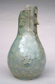 Rare and Finely Inlaid Celadon Arrow Vase
