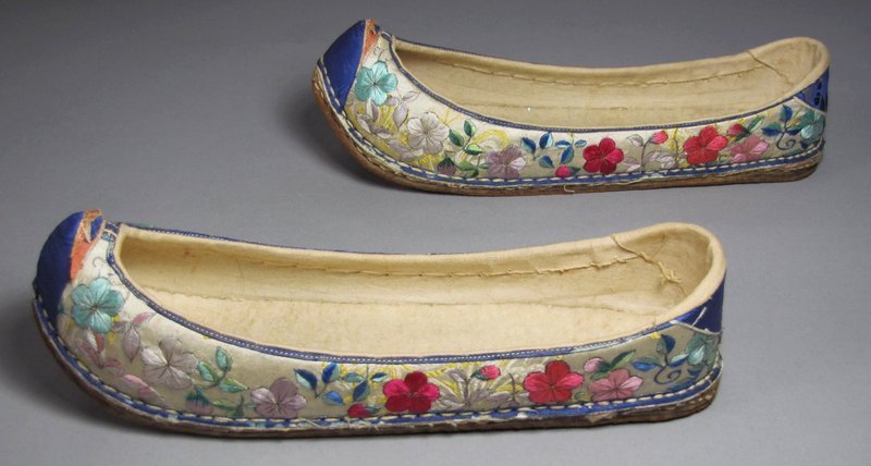 Extr. Rare/Fine Royal Princess ’s Embroidered Flower Shoes (꽃신)