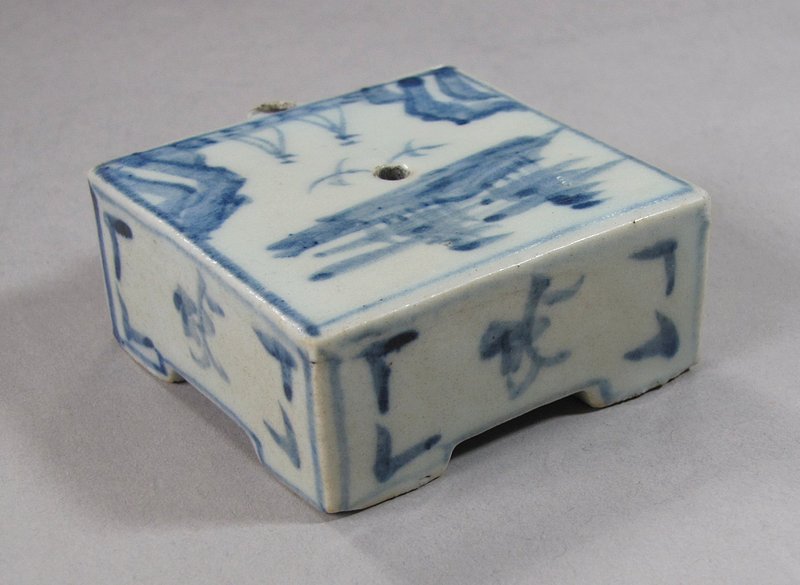 Blue and White Han River Painted Water Dropper-19th C.