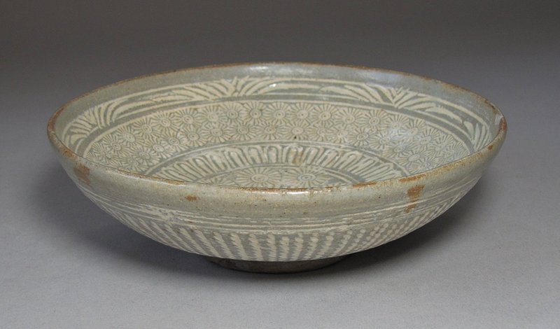 Rare/Fine Punchong Ware White Slip Inlaid Dish -16th C.