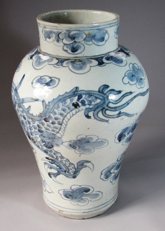 Very Fine Blue and White Dragon Painted Porcelain Jar