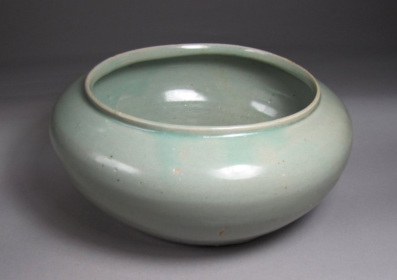 Very Fine Sea Green Glazed Celadon Large Bowl-12th C.