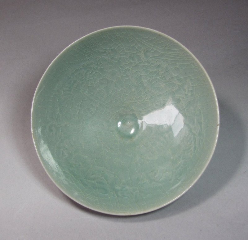 Best Quality of Sea-Green Celadon Impressed Decorated Bowl-12th C
