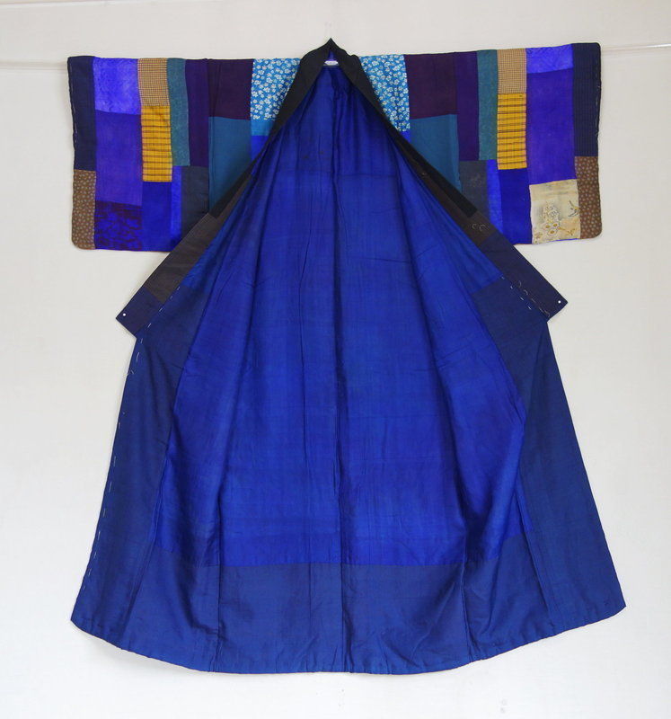 Japanese Antique Textile Silk Hagi-isho Juban Under Kimono