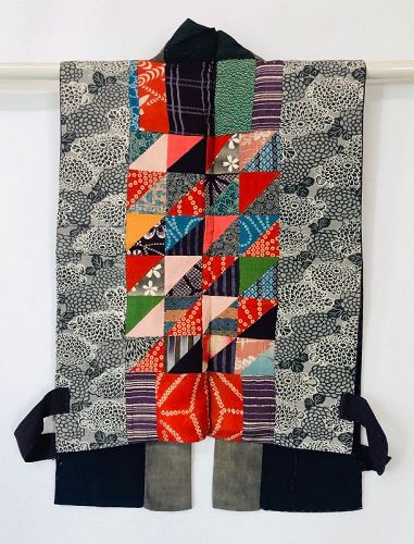 Japanese Antique Textile Sodenashi Made of Silk Fragments