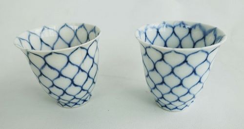 Japanese Antique Ceramic A Pair of Choku with Mesh Design