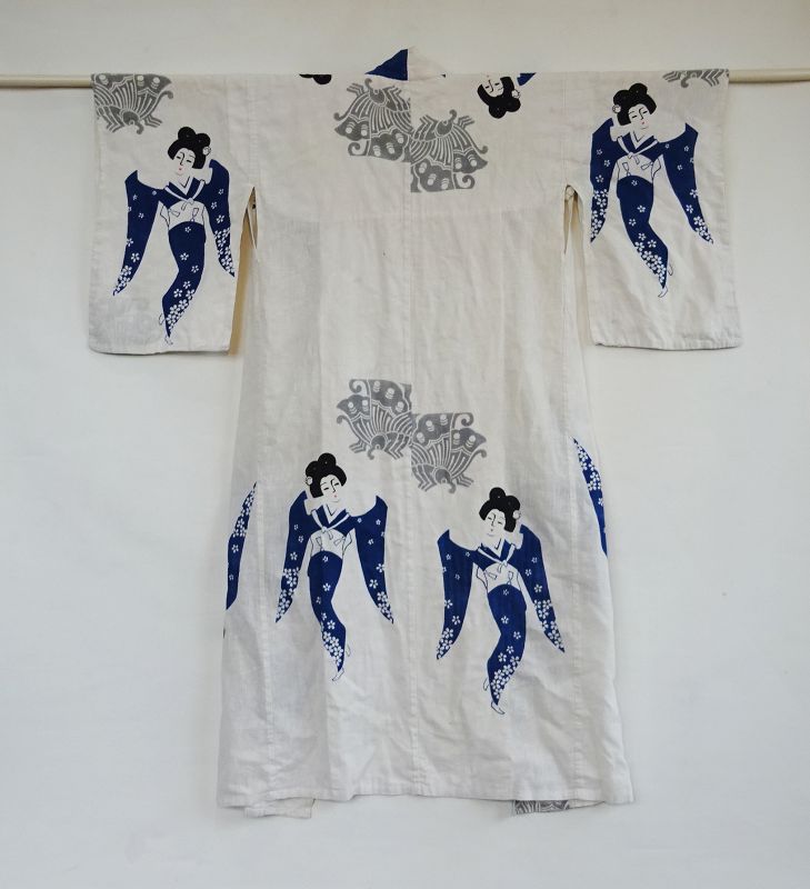 Japanese Vintage Textile Cotton Kimono with Butterfly Crest and Dancer