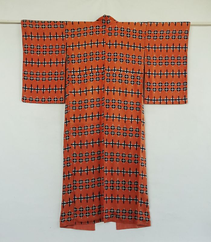Japanese Vintage Textile Silk Crepe Kimono with Geometric Pattern