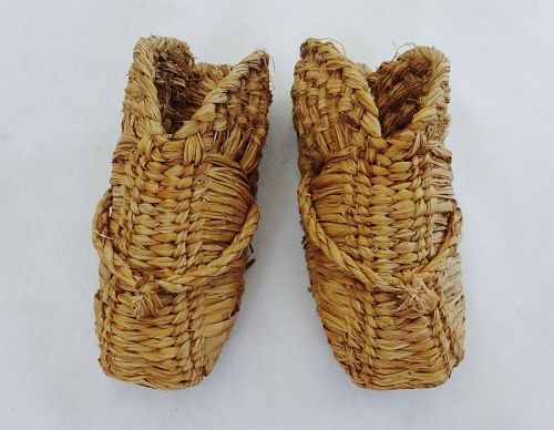 Japanese Vintage Mingei Folk Craft Snow Boots Made of Rice Straw