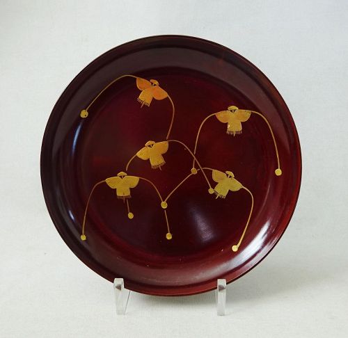 Antique Urushi Ware Wood Plate with Gold Makie Yajirobeh Motif