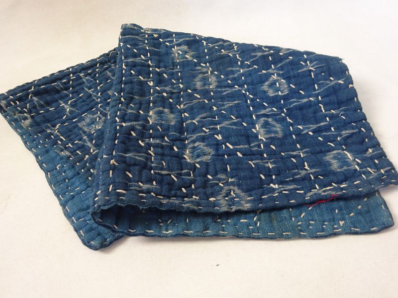 Japanese Antique Textile Zabuton Floor Cushion with Sashiko