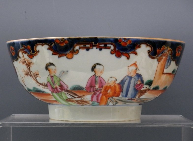 Large Chinese Export Porcelain Qianlong Bowl, mid 18th C