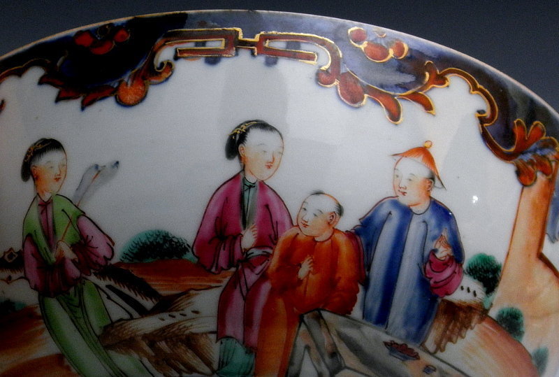 Large Chinese Export Porcelain Qianlong Bowl, mid 18th C