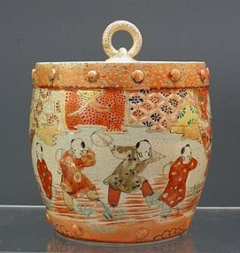 Japanese Satsuma Tea Ceremony Porclain Water Jar Mizusashi, Meiji Era