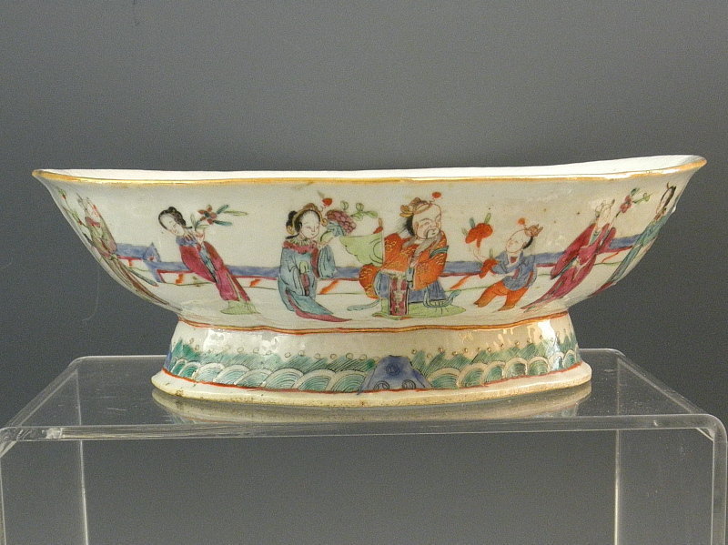 Large Chinese Porcelain Footed Bowl with People, Guangxu