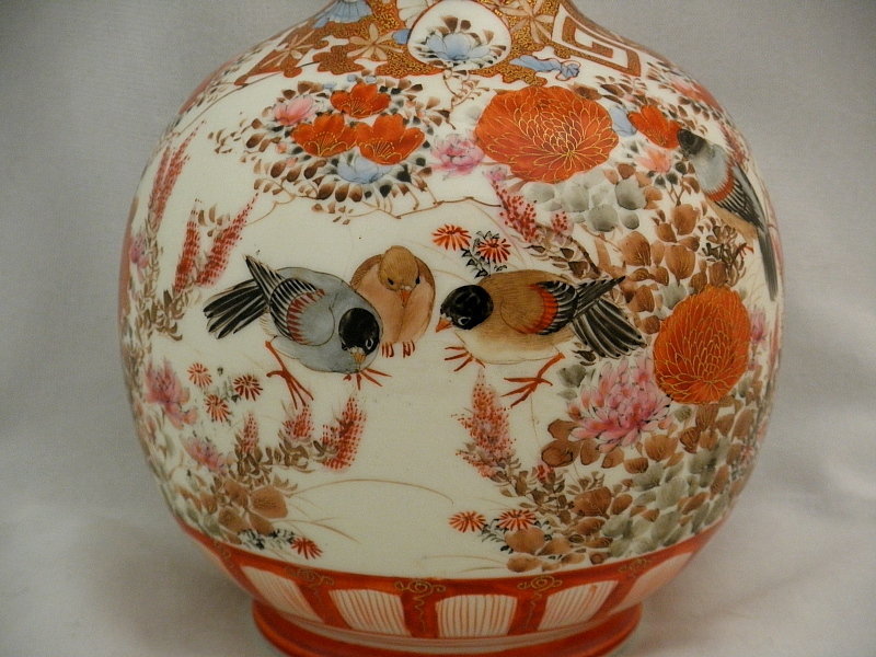 Tall Japanese Porcelain Kutani Covered Bottle Vase with Birds, MK