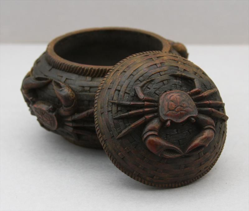 Chinese Coconut Wood Round Basket Box Carved Crab, Guangxu