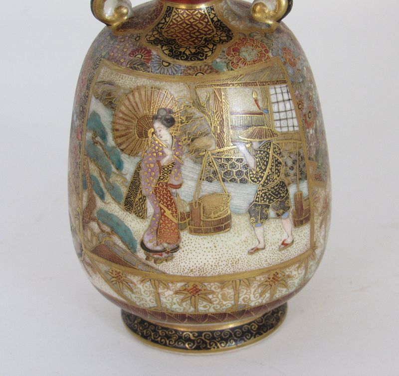 Small Japanese Meiji Era Satsuma Pottery Jar, Vase with Lid, Signed
