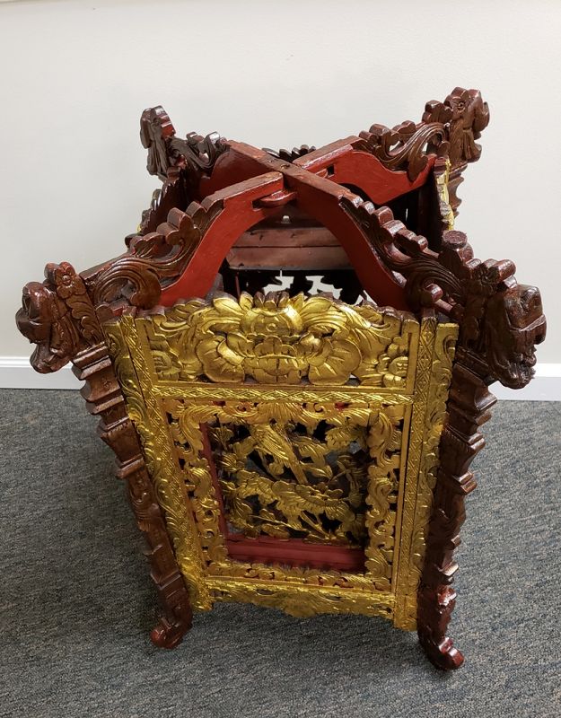 Qing Dy Chinese Red and Gold Wood Carved Palace Lantern
