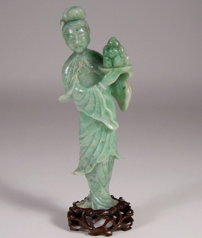 Late Qing green jade jadeite carving of Chinese beauty with peaches