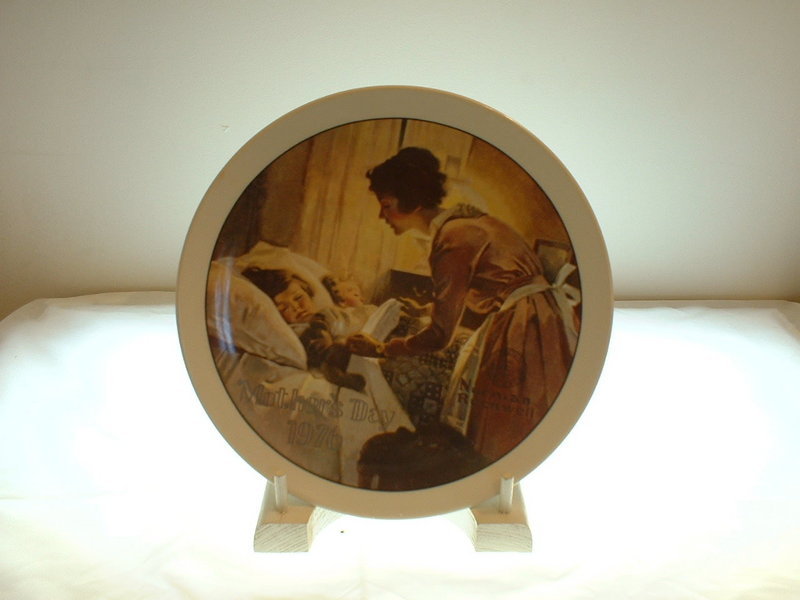 Rockwell Society of America &quot;A Mother's Love&quot; plate
