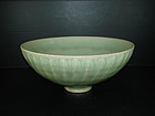 Fine Song Yuan longquan celadon large bowl