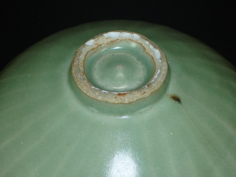 Fine Song Yuan longquan celadon large bowl