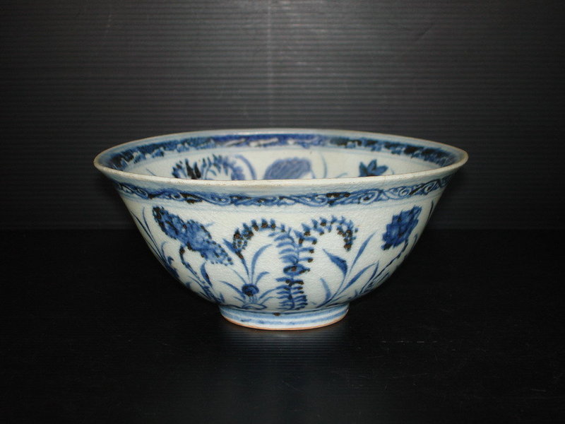 Ming dynasty 15th century blue and white bowl