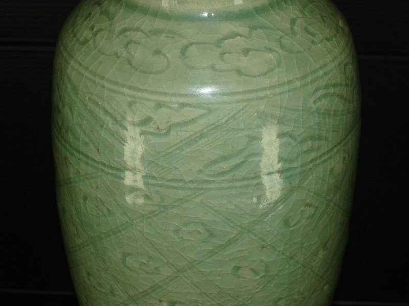 Ming longquan celadon large lantern vase 30cm