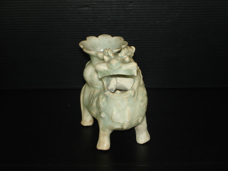 Rare Yuan qingbai qilin shape large ewer