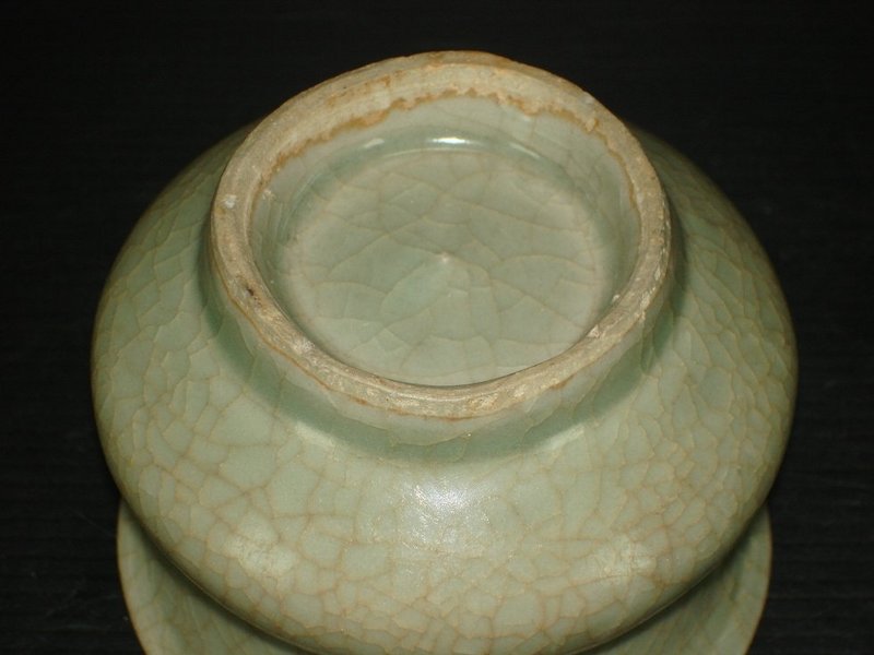 Rare Song dynasty Guan type celadon zhadou