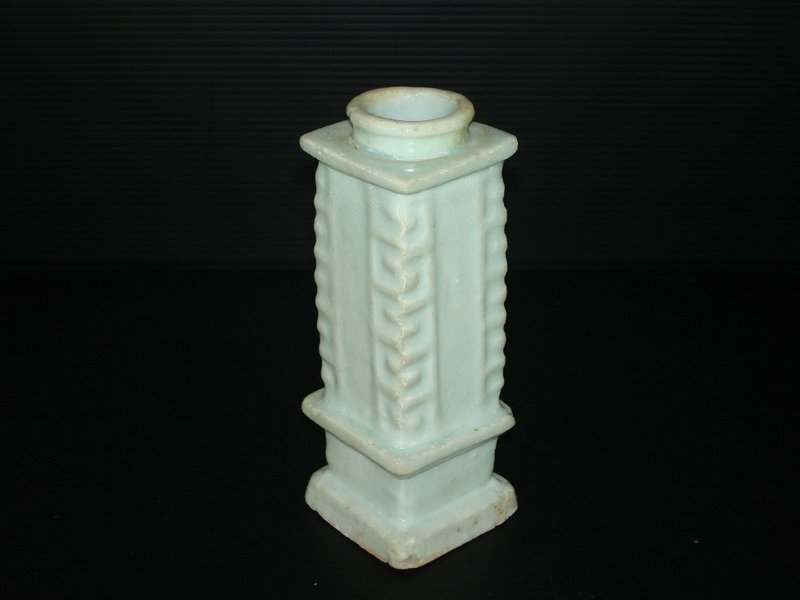 Rare Yuan dynasty qingbai Cong shape vase