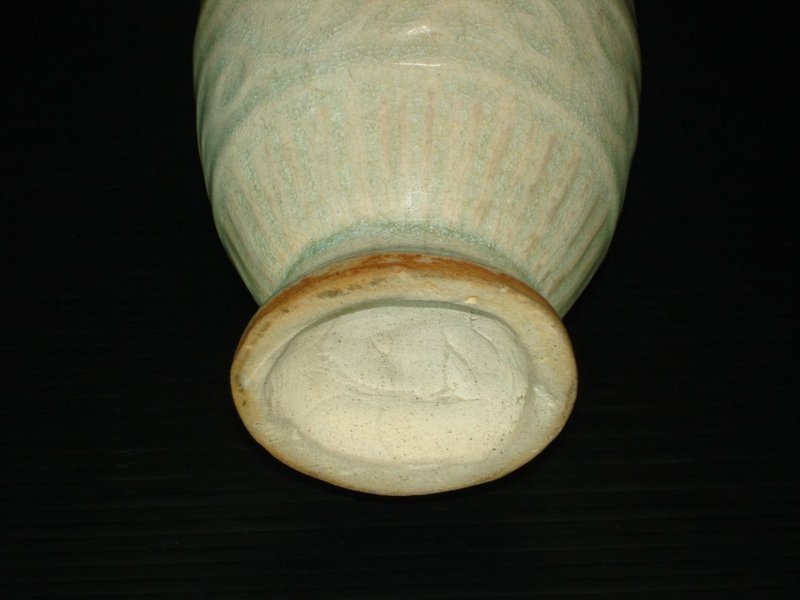 Yuan dynasty qingbai large vase 20cm