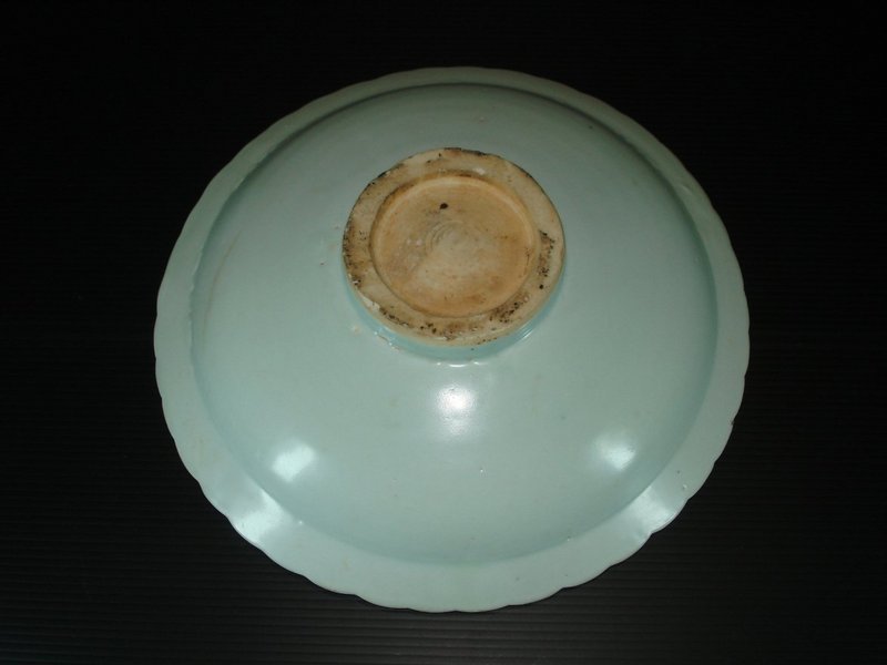 Yuan dynasty shufu glaze large double fish plate