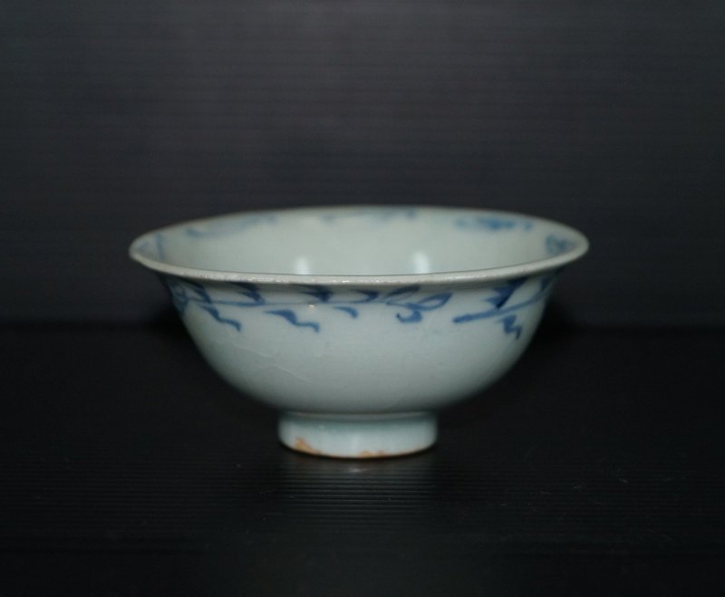 Yuan dynasty blue and white small cup