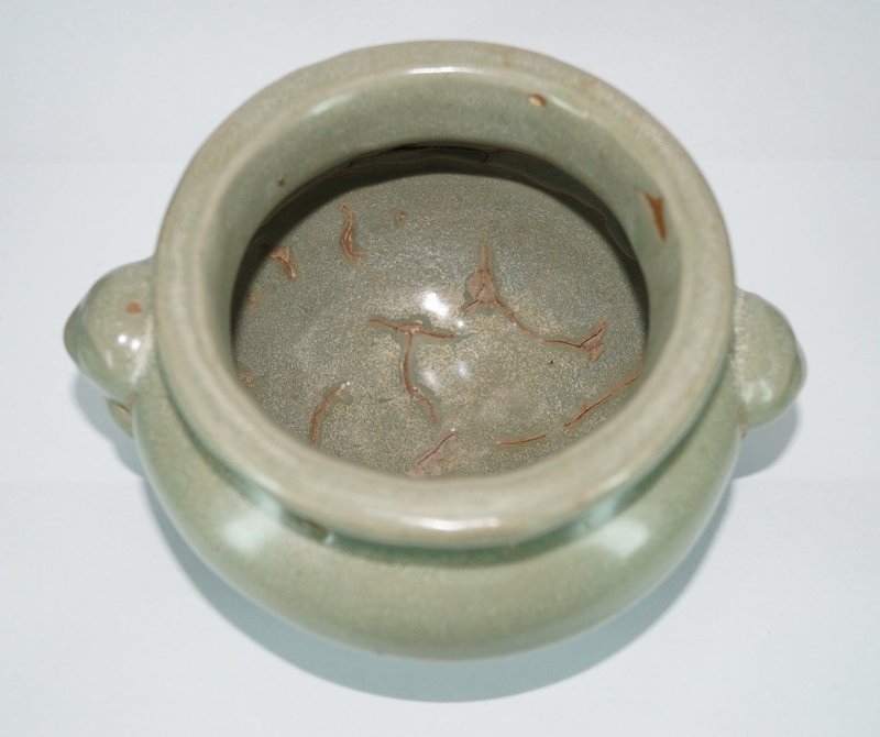 Rare Yuan dynasty longquan celadon large censer with animal ears