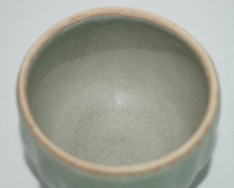Rare Song dynasty longquan celadon small lotus bowl