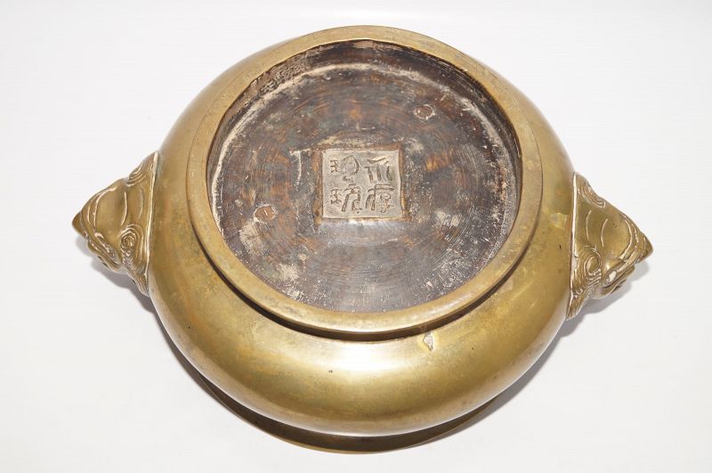 Qing dynasty Chinese bronze censer