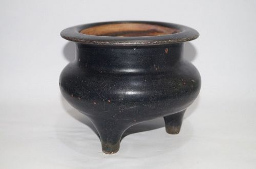 Song dynasty Cizhou black glaze tripod censer