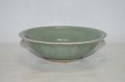 Song dynasty longquan celadon bowl