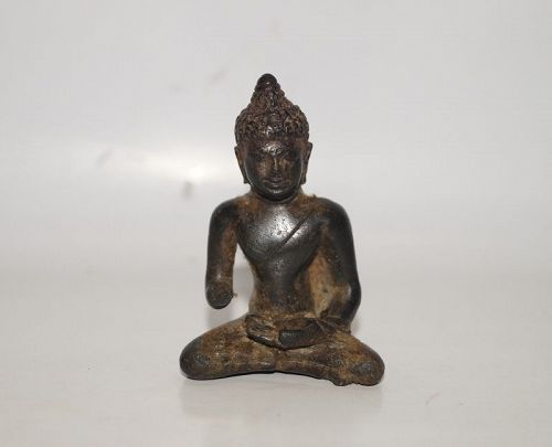 8 - 10th century Indonesia bronze Buddha